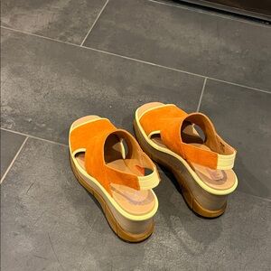 Sorel Orange and Cream Platform Sandals. Never worn! Size 8.5